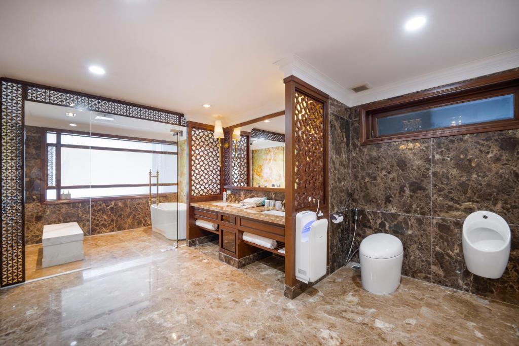 Bagno di Minh Toan Galaxy Hotel