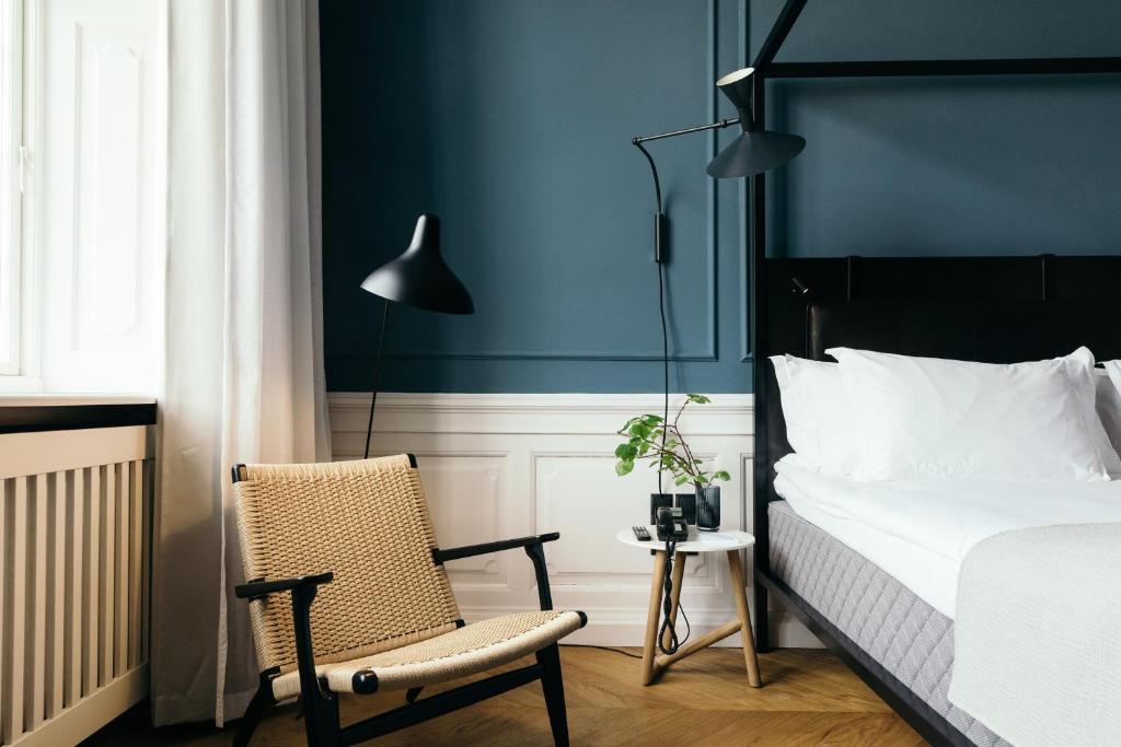 Postel nebo postele na pokoji v ubytování Nobis Hotel Copenhagen, a Member of Design Hotels™