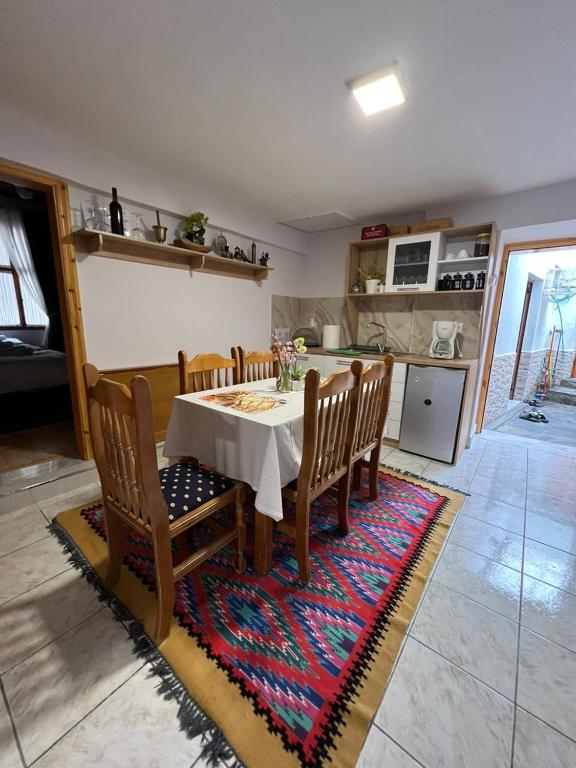 Guesthouse Hoxha - Image 4