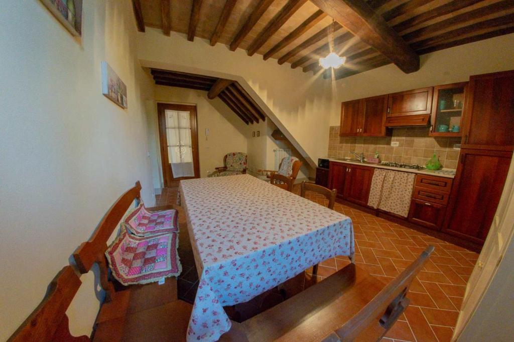 Kuchyň nebo kuchyňský kout v ubytování Agriturismo La Ripolina