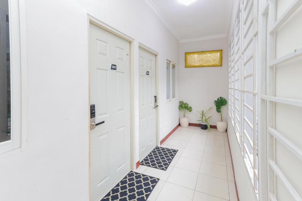 Fotografie z fotogalerie ubytování Urbanview Hotel Syariah Near Gelora Delta Sidoarjo v destinaci Sidoarjo