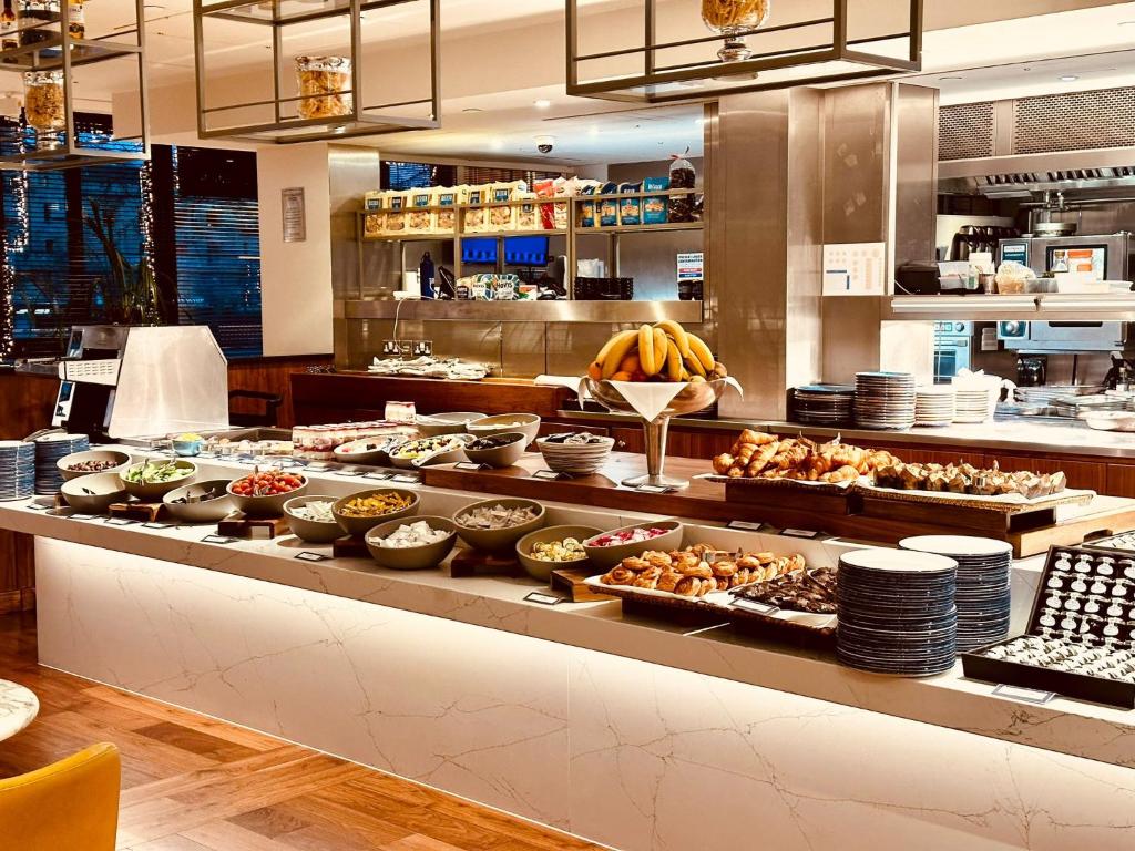 Tower Suites by Blue Orchid - Resim 32