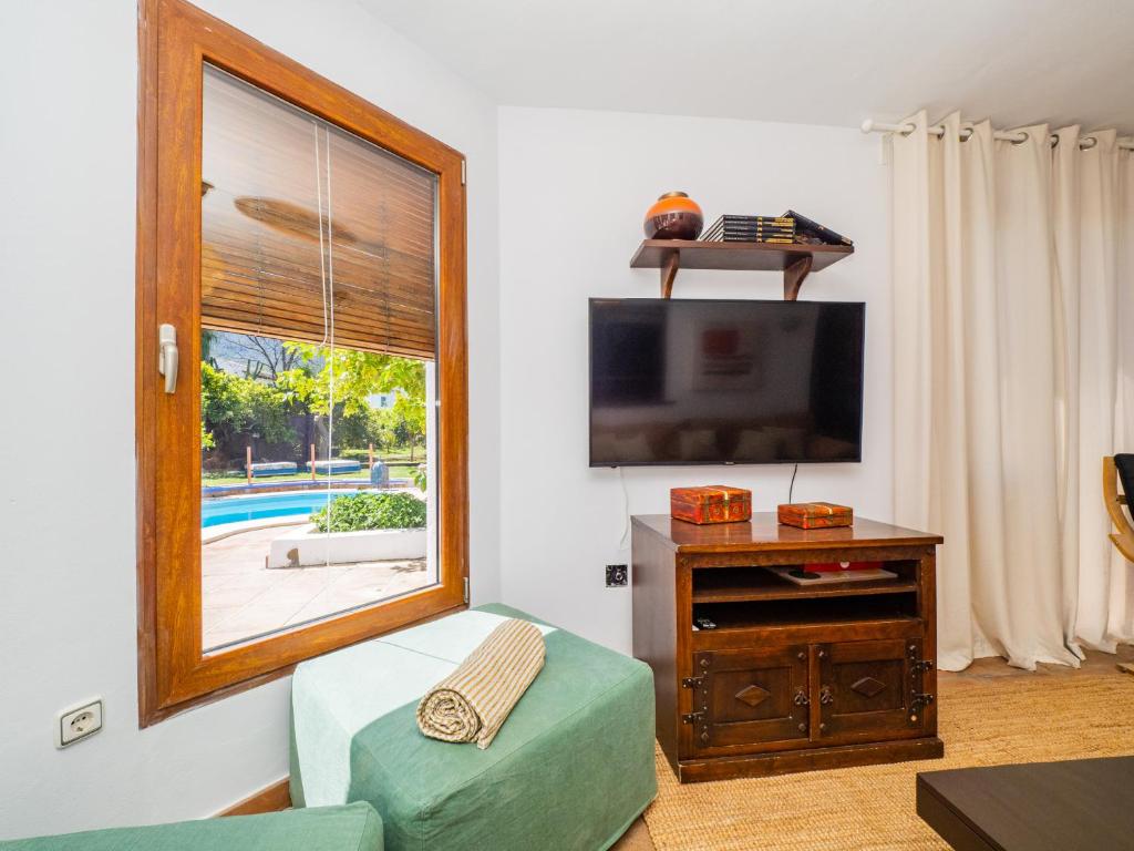 TV a/nebo společenská místnost v ubytování Cubo's Casa Lucia Private Pool