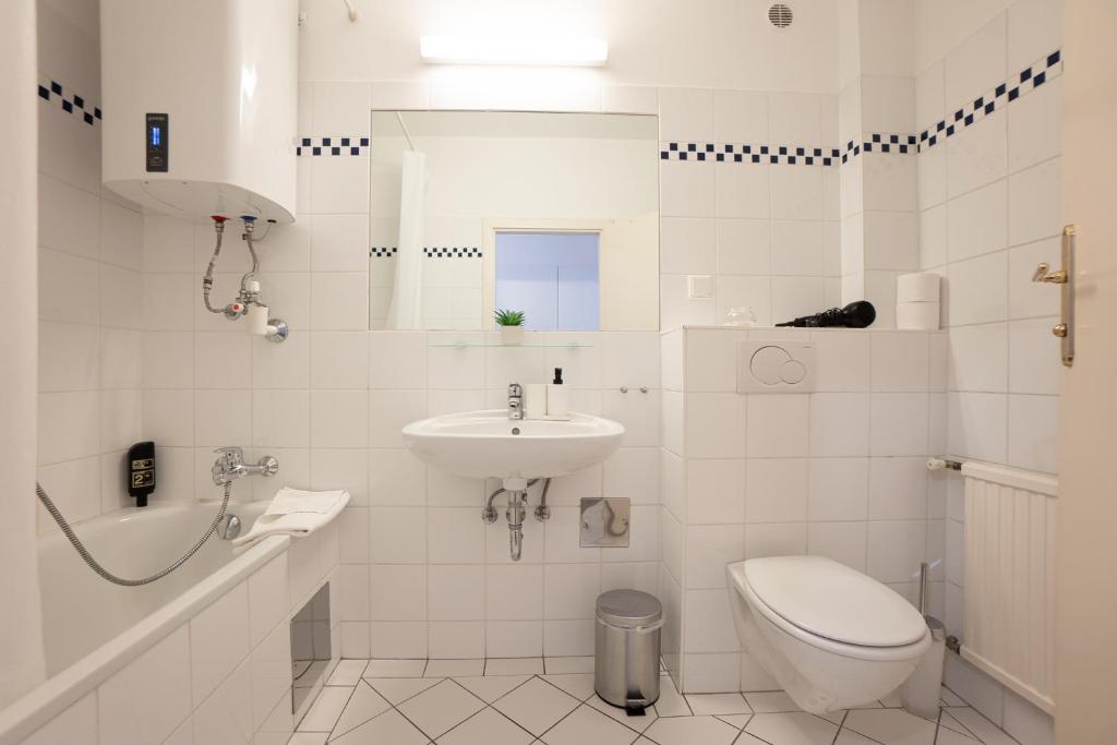 Central living - Stephansdom Apartments photo
