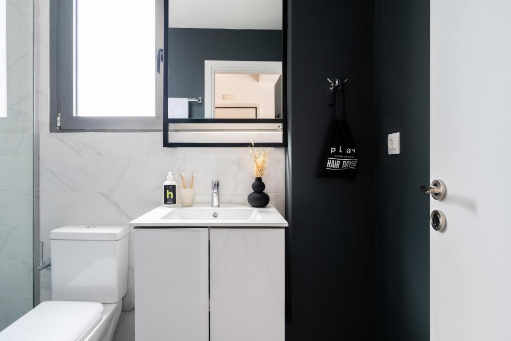 Play Psyri Athens - Resim 3