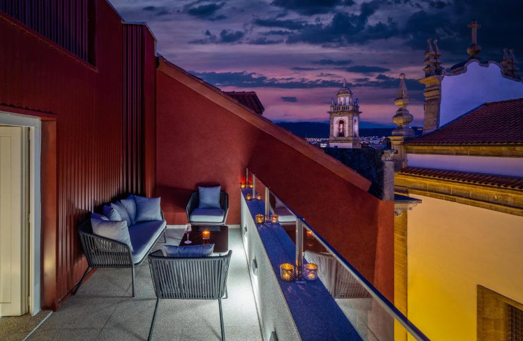 Uma varanda ou terraço em Hotel Moon & Sun Braga