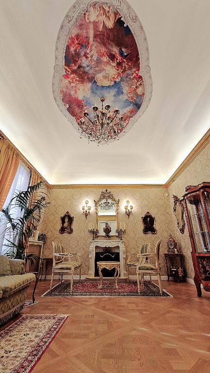 A seating area at La Baronessa