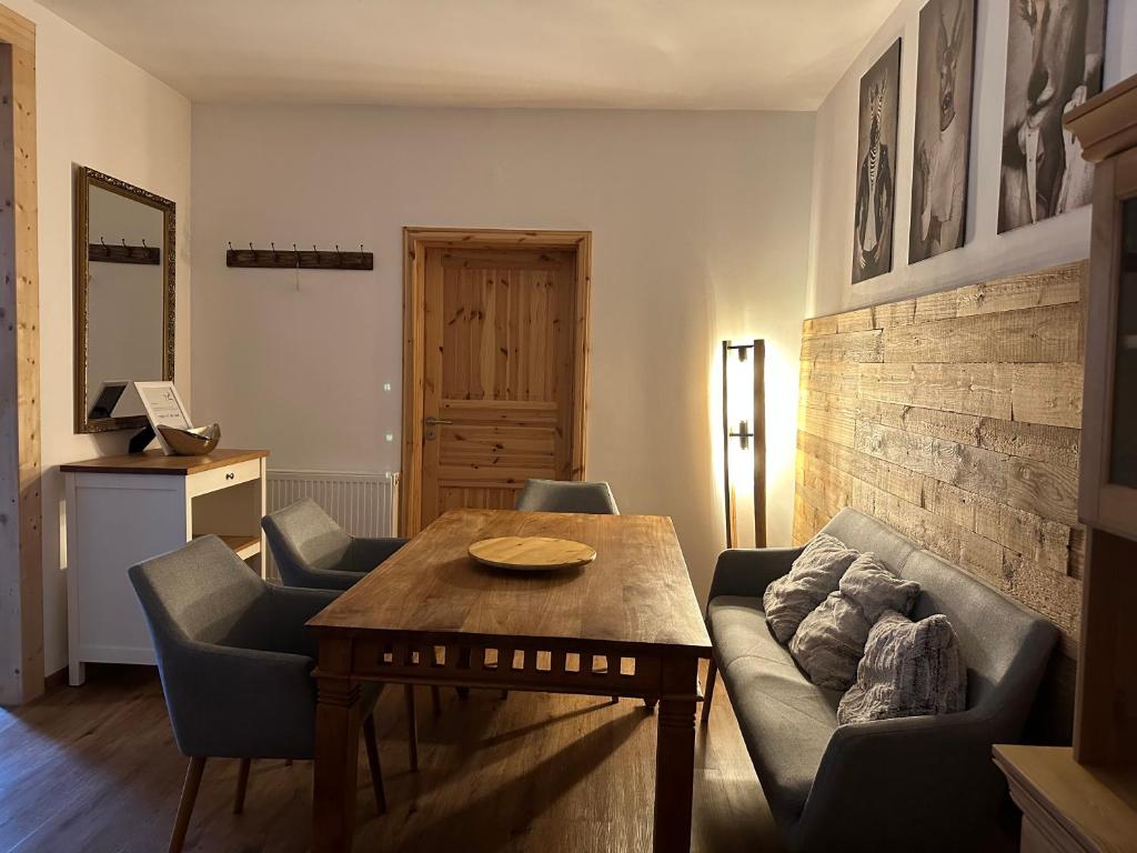 Ferienwohnungen Schweizerhaus - 3