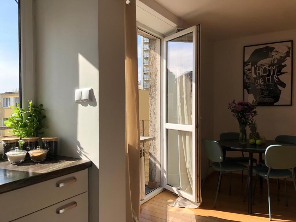 Fotografie z fotogalerie ubytování oompH Warsaw Downtown Apartments ve Varšavě