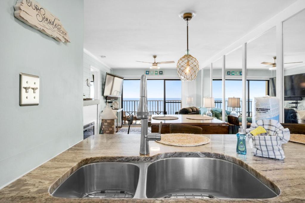 Fotografie z fotogalerie ubytování Commodore 1302 Caspian Rose v destinaci Panama City Beach