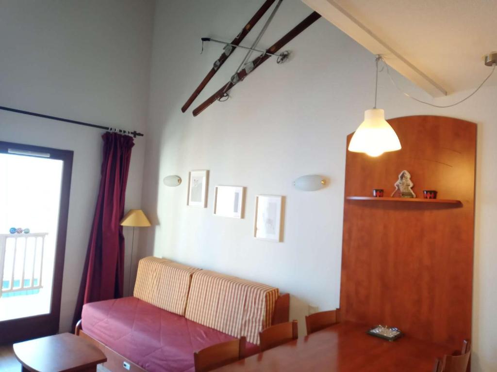 Area tempat duduk di Appartement La Mongie, 3 pièces, 7 personnes - FR-1-404-274