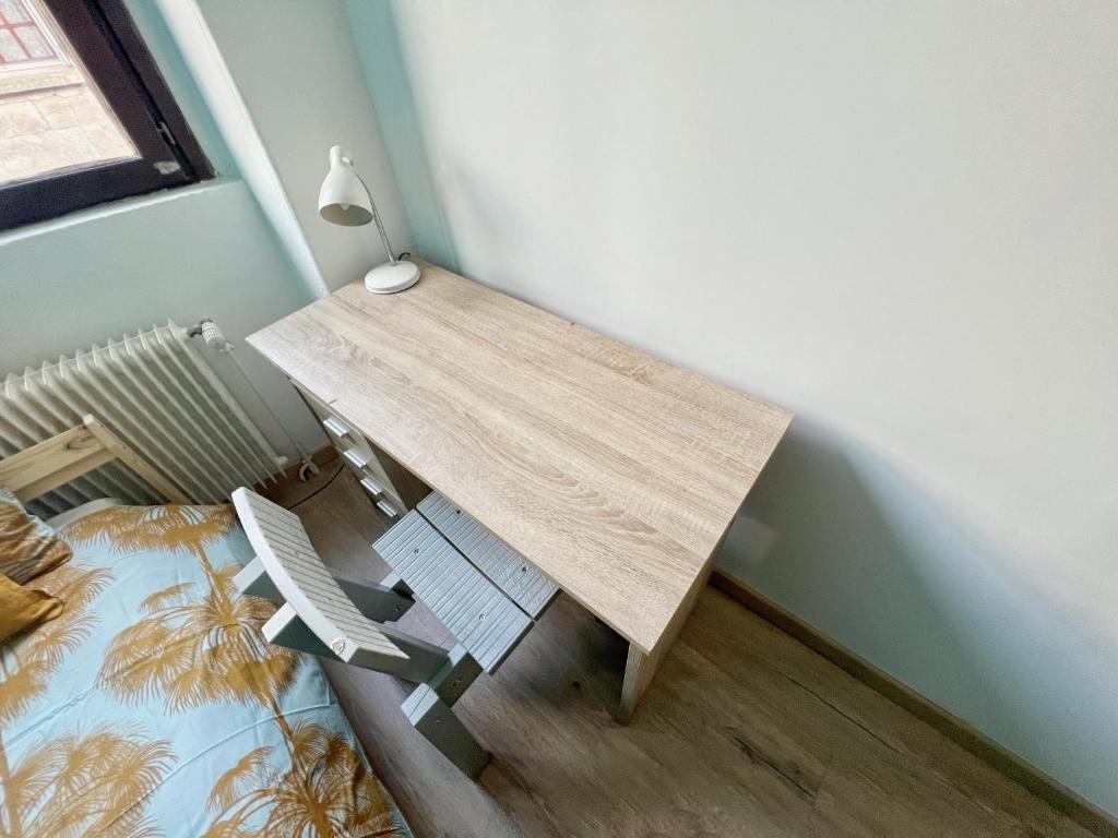 Zdjęcie z galerii obiektu 116 CHIC & COSY GRAND APPART MODERNE 65m2 HYPERCENTRE WIFI SMART TV NETFLIX w mieście Saint-Étienne