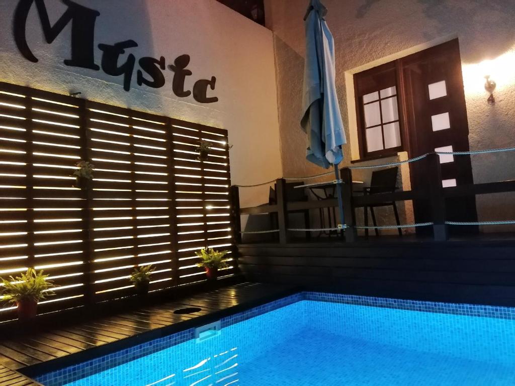 Bazén v ubytování Cal Music B&B nebo v jeho okolí