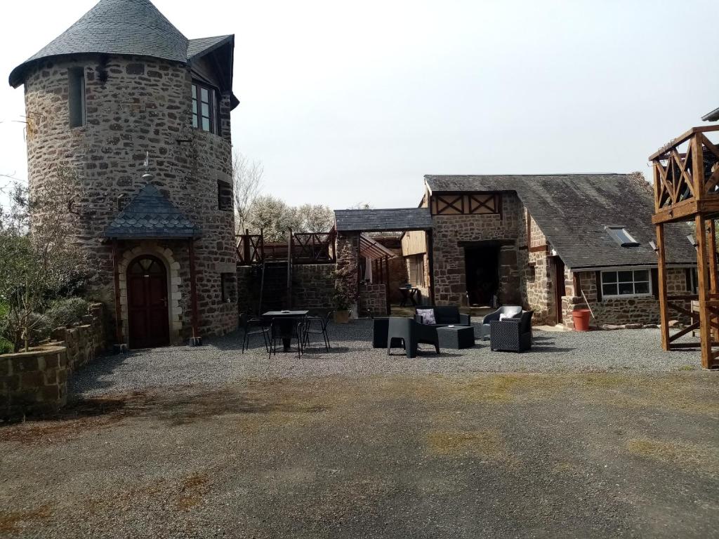 La Tour de Ver Gite atypique Possibilité table d'hôtes sur réservation