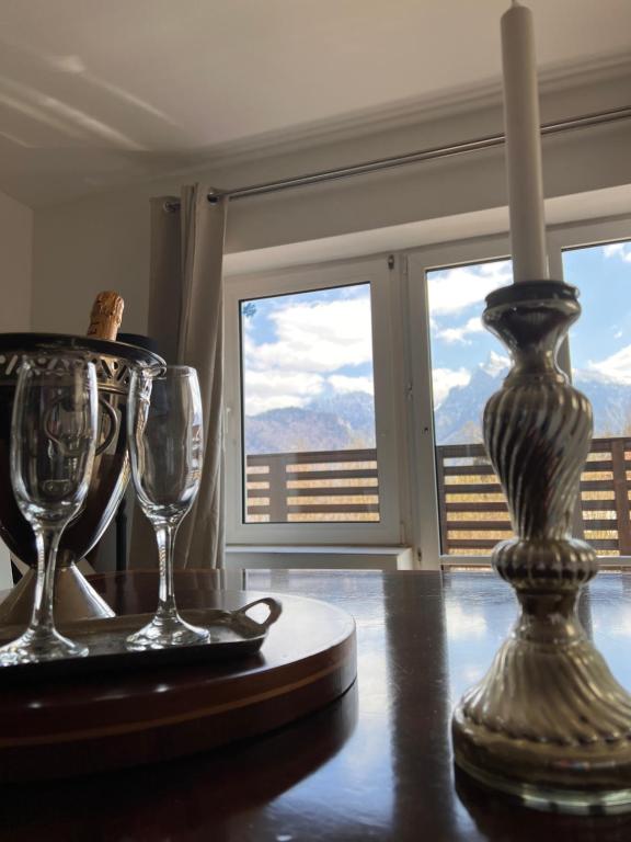 Afbeelding uit fotogalerij van Ferienwohnung Traunkirchen mit Seeblick in Traunkirchen