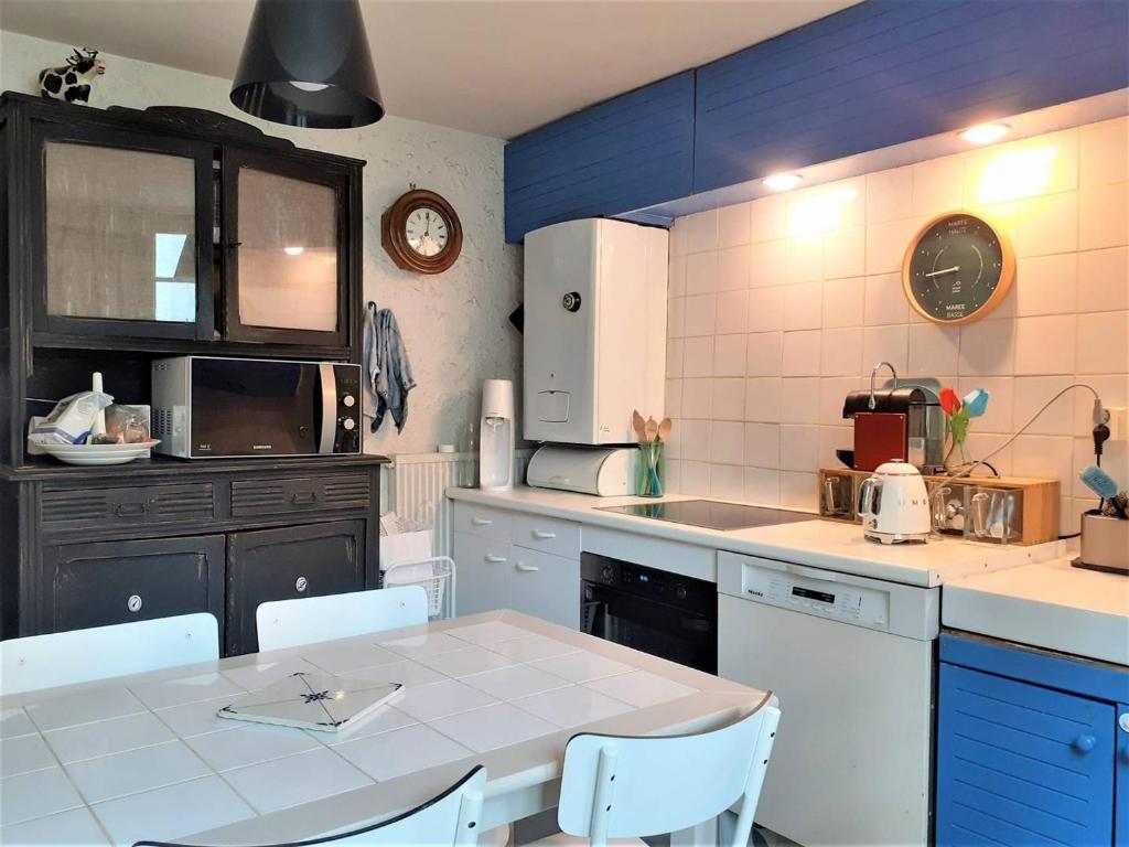 Zdjęcie z galerii obiektu Superbe villa familiale à 300m de la mer avec jardin, terrasse et tous équipements - FR-1-392-174 w mieście La Baule-Escoublac