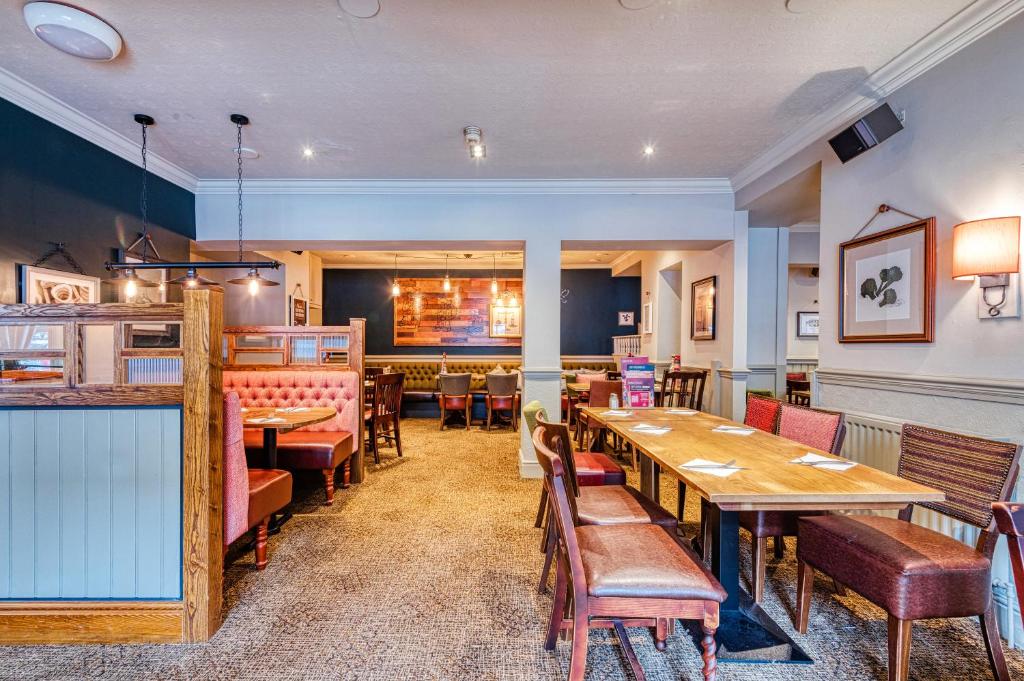 Toby Carvery Edinburgh West by Innkeeper's Collection - Resim 36