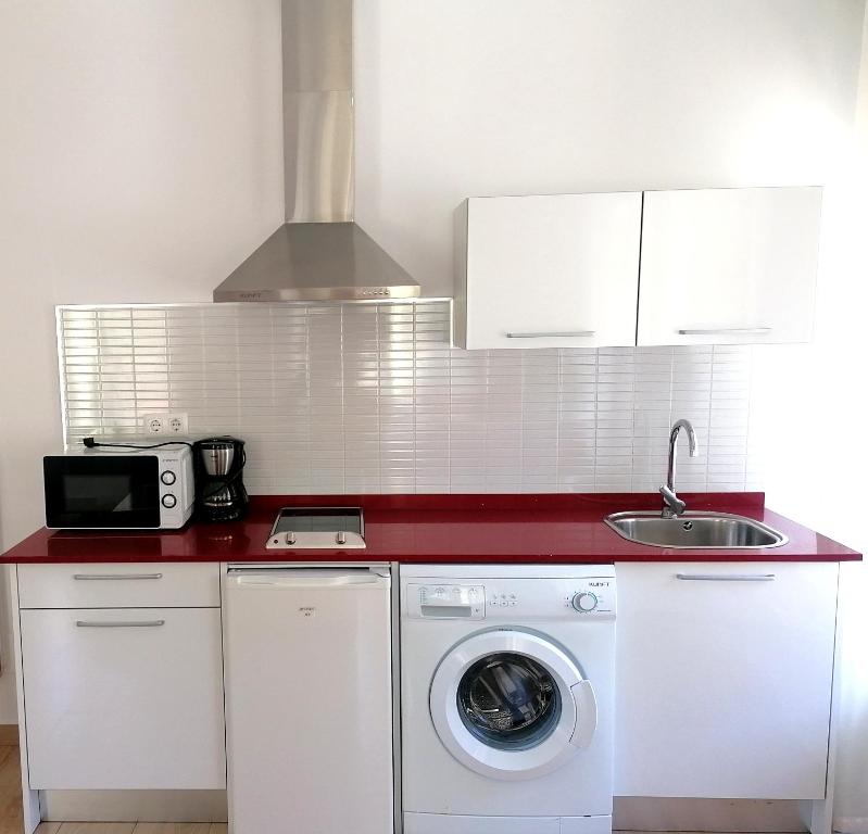 A kitchen or kitchenette at Alojamiento rural El Refugio