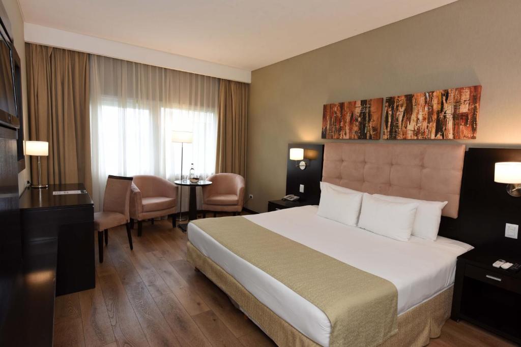 Howard Johnson Resort & Convention Center Ezeiza - Superieure Koningskamer
