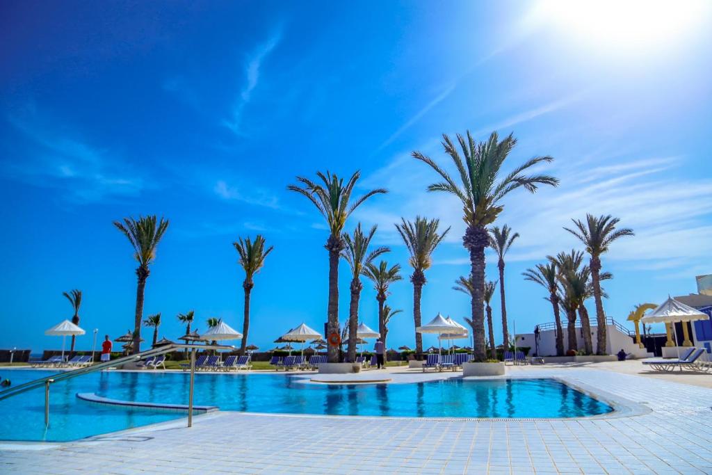 Bazén v ubytování Al Jazira Beach & Spa- All Inclusive - Families and Couples Only nebo v jeho okolí