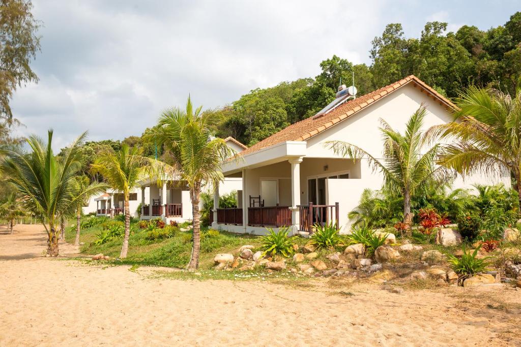 Sea Sense Resort - 1