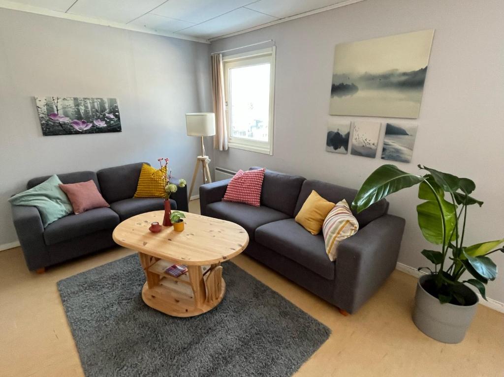 Posezení v ubytování Långrösta 48-49, Appartementen in Hagfors