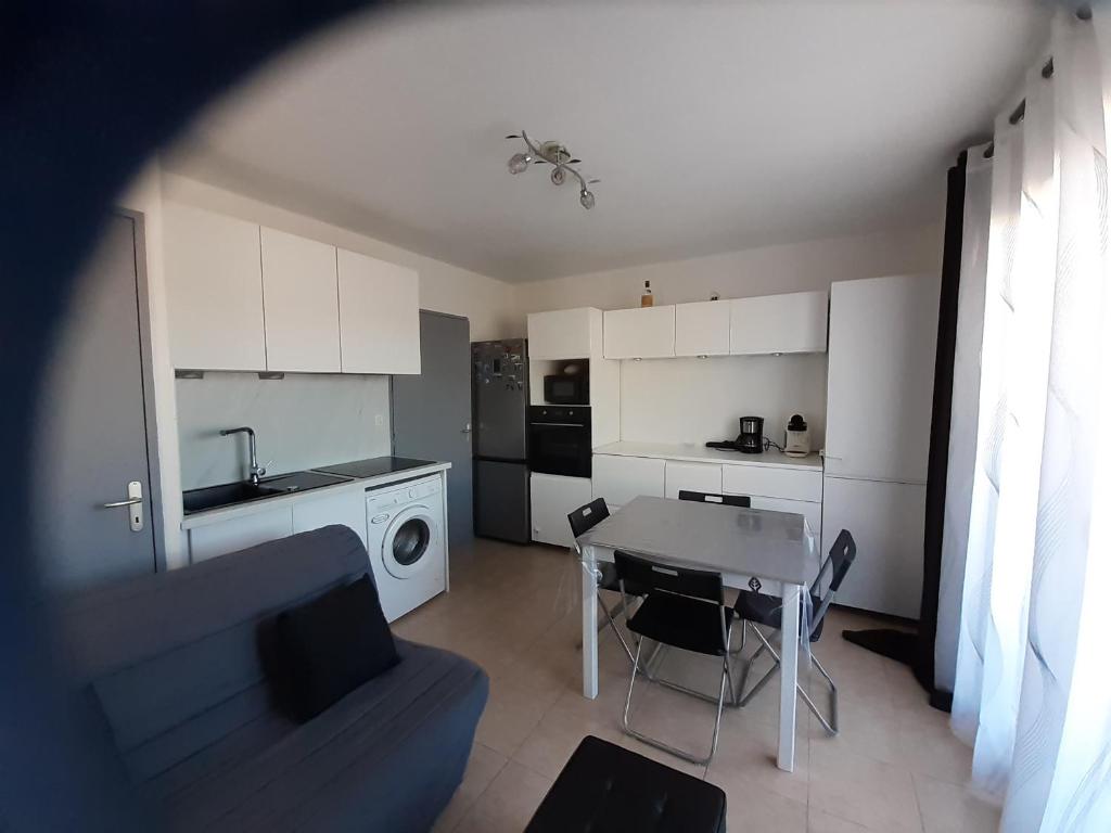 Dapur atau dapur kecil di Sous le soleil des Alpilles