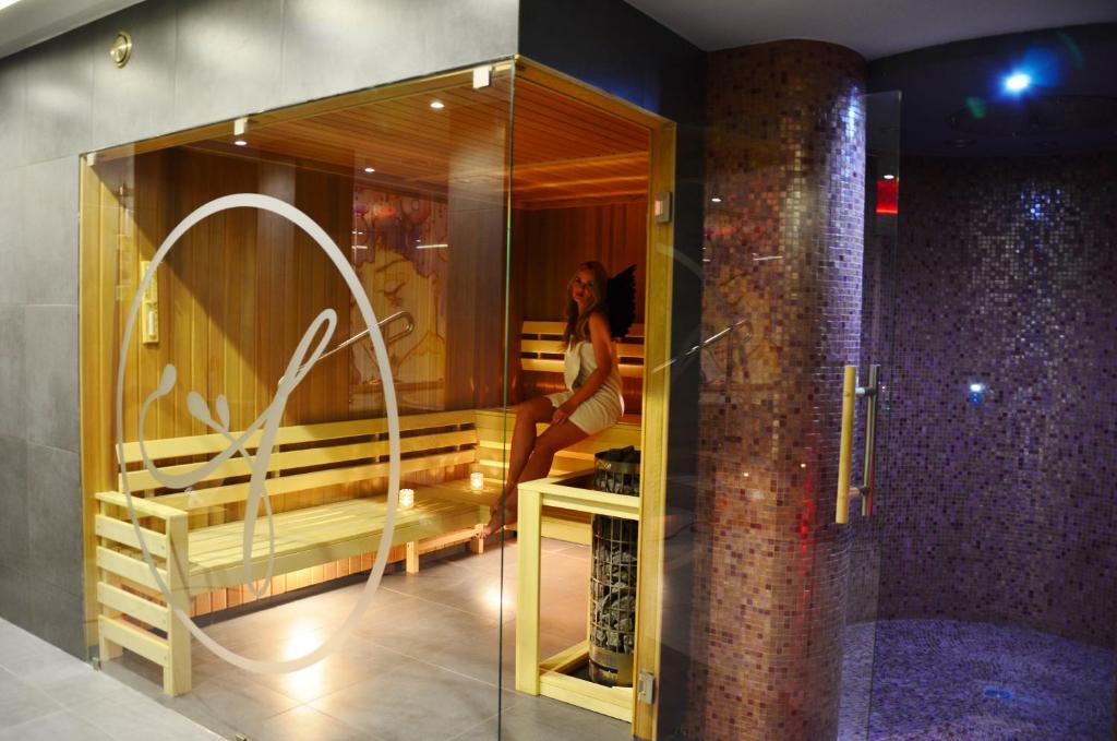 Φωτογραφία από το άλμπουμ του Hotel Azalia & Spa σε Niepolomice