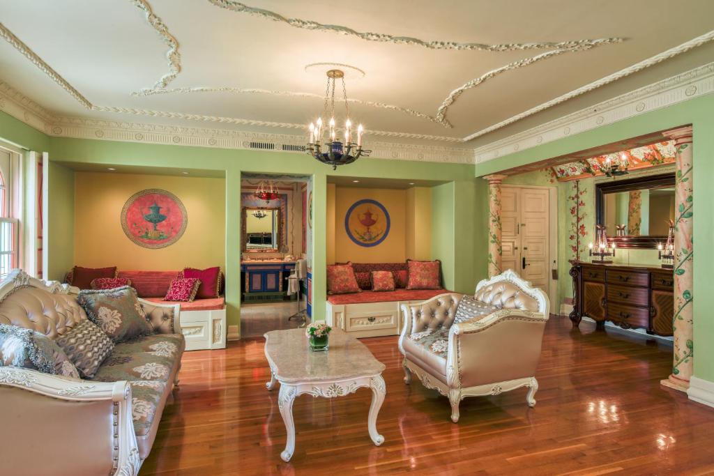The Villa Casa Casuarina - Royal Suite
