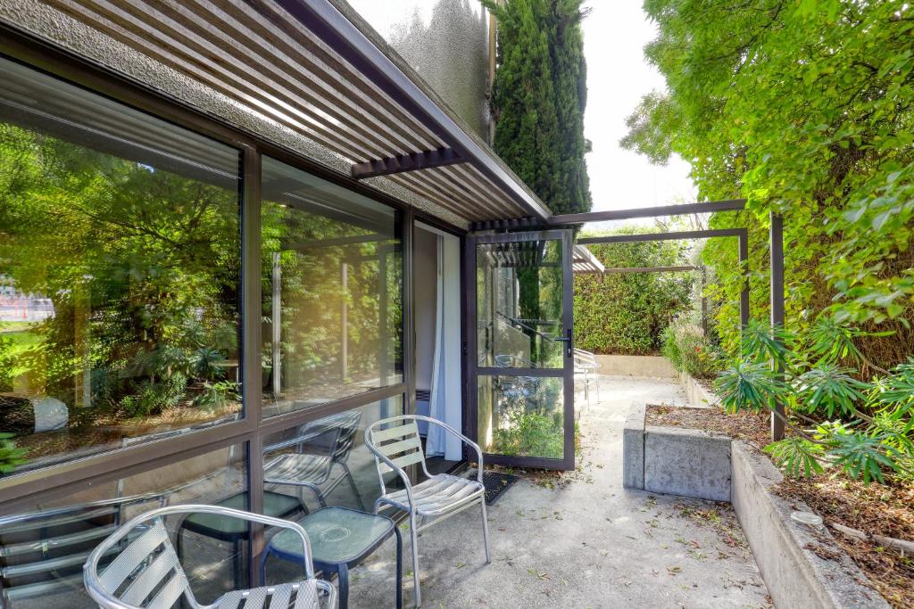 Garden Court Suites & Apartments - Resim 30