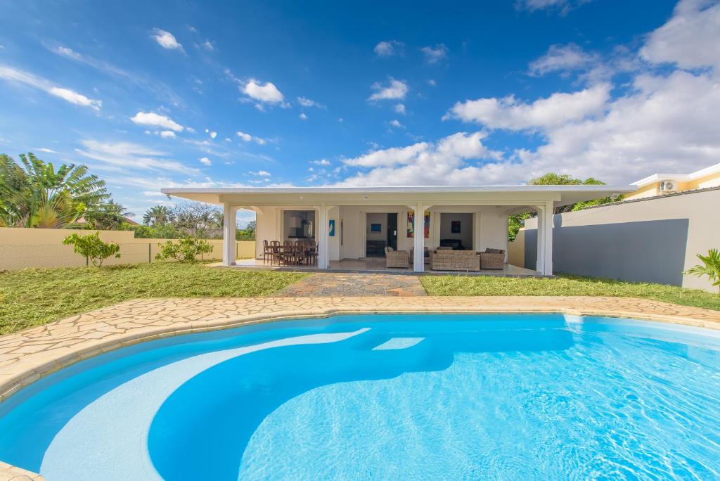 Фото CASA NINI with Butler and Cook