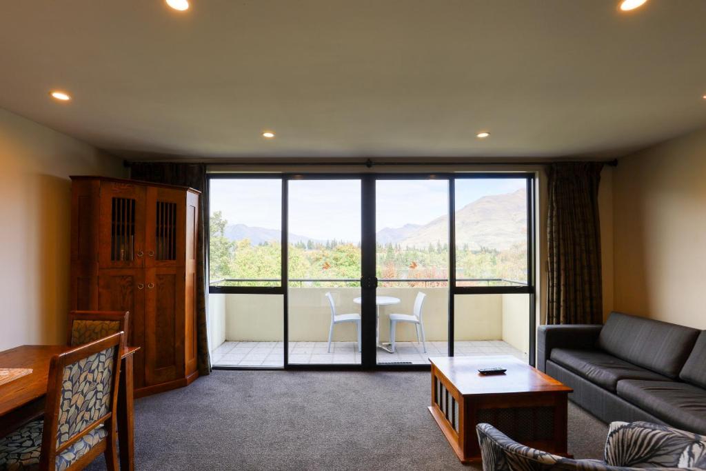 Garden Court Suites & Apartments - Resim 41