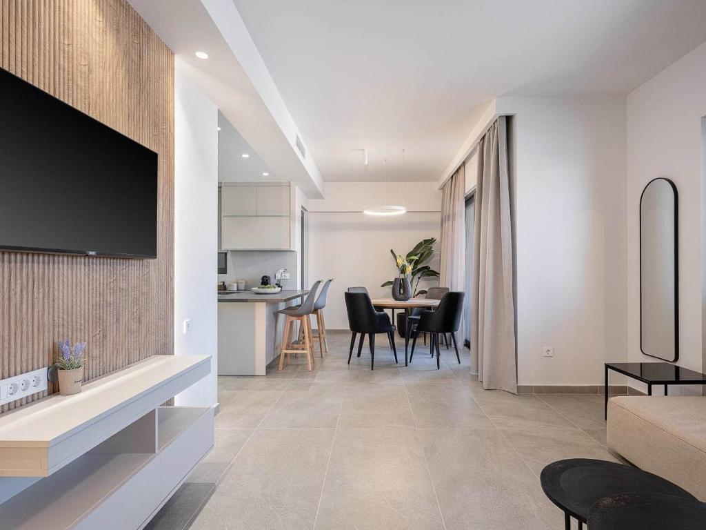 A television and/or entertainment centre at Casa D'Irene Apts