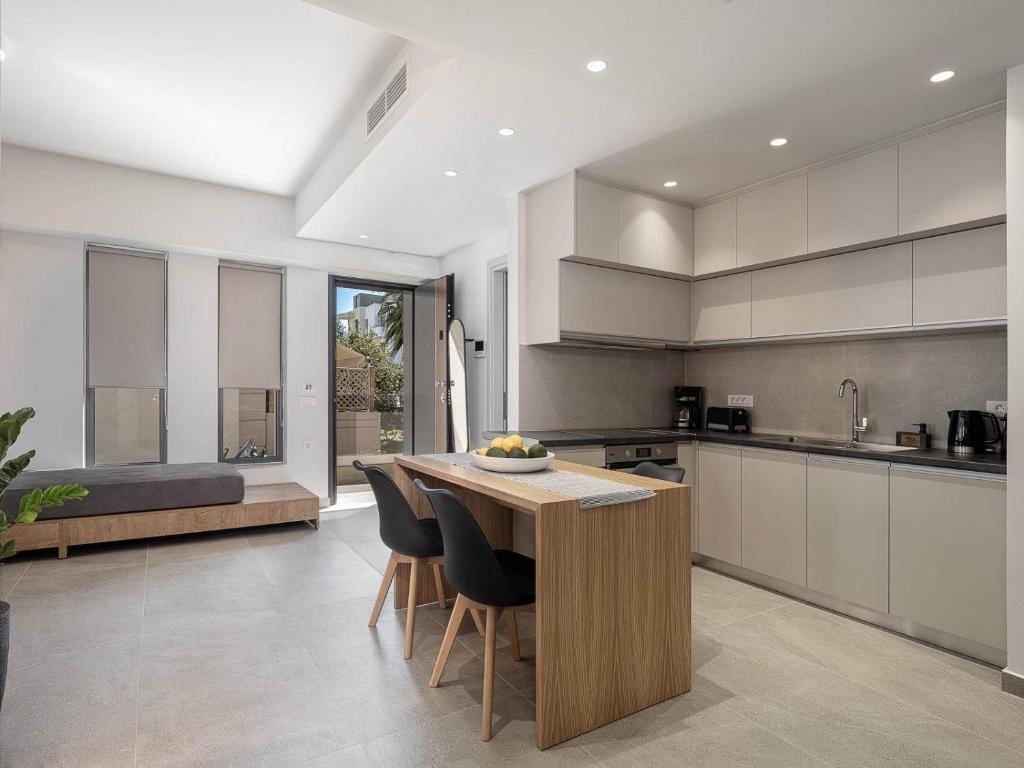 A kitchen or kitchenette at Casa D'Irene Apts