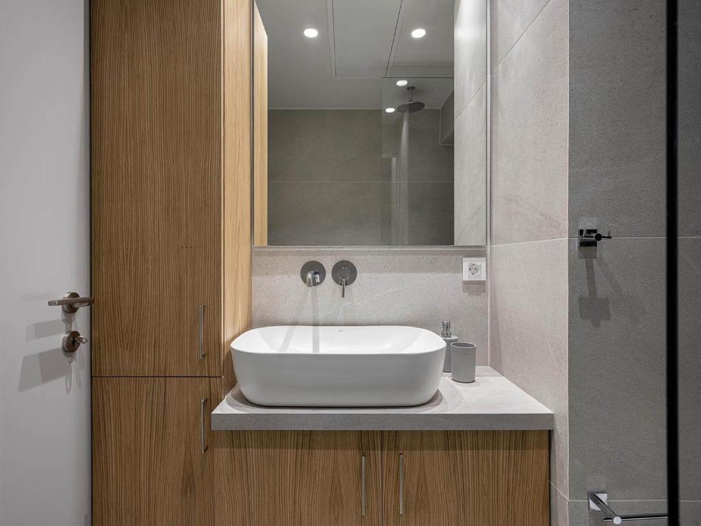 A bathroom at Casa D'Irene Apts