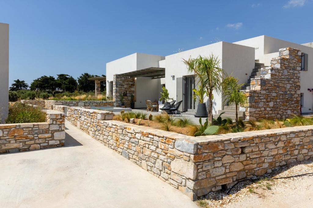 Fotografia z galérie ubytovania 3bedroom Cycladic Villa Dorida with pool in Paros v destinácii Kampos Paros