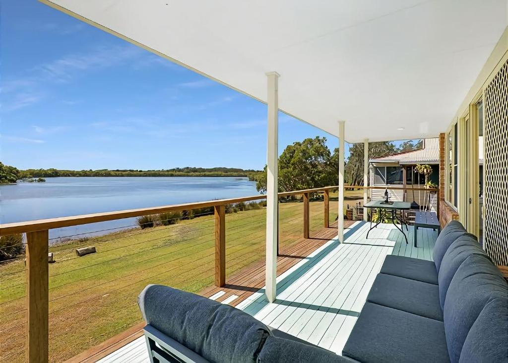 The Tides, Urunga (updated prices 2024)