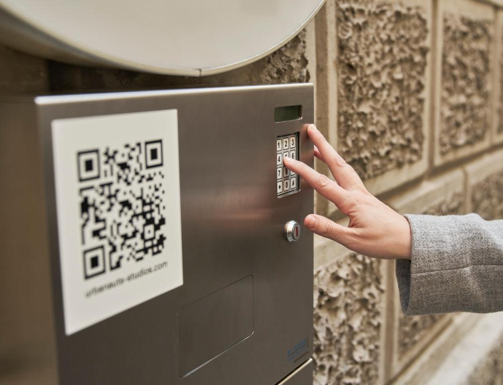 URBANAUTS STUDIOS Minelli - Resim 21