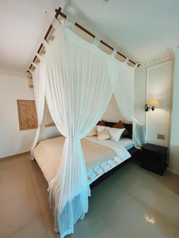 Villa Neshama - King Room With Garden View
