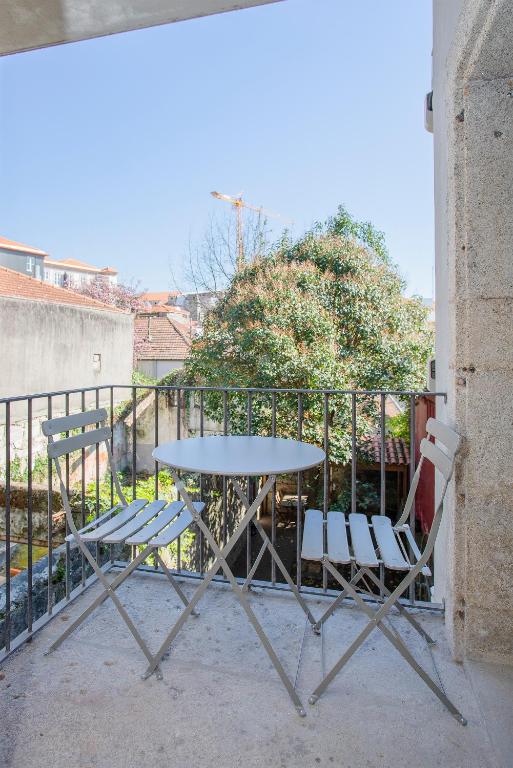 Liiiving in Porto - Historic Clérigos Apartments
