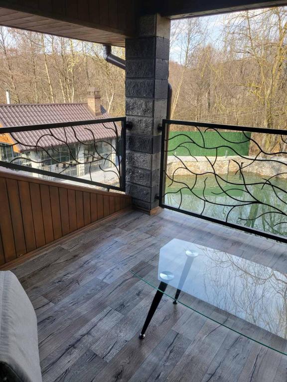Balkón nebo terasa v ubytování БЕРЕЗИНИ