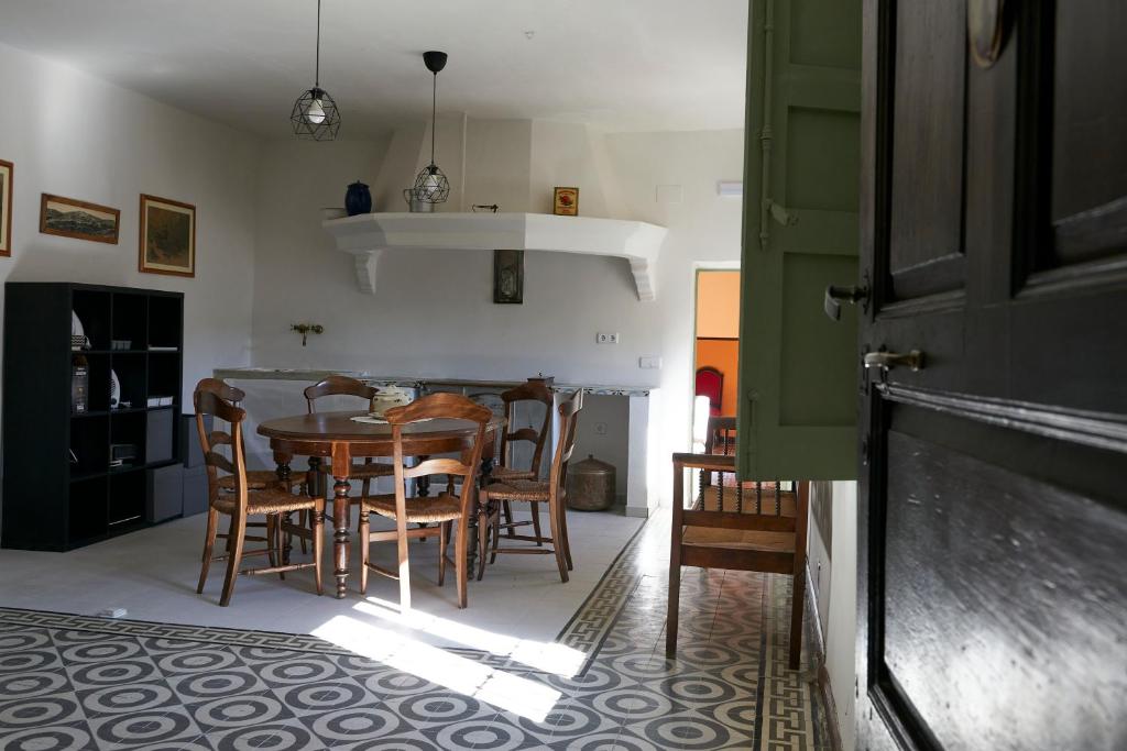 Kuchyň nebo kuchyňský kout v ubytování Casona Alcarria
