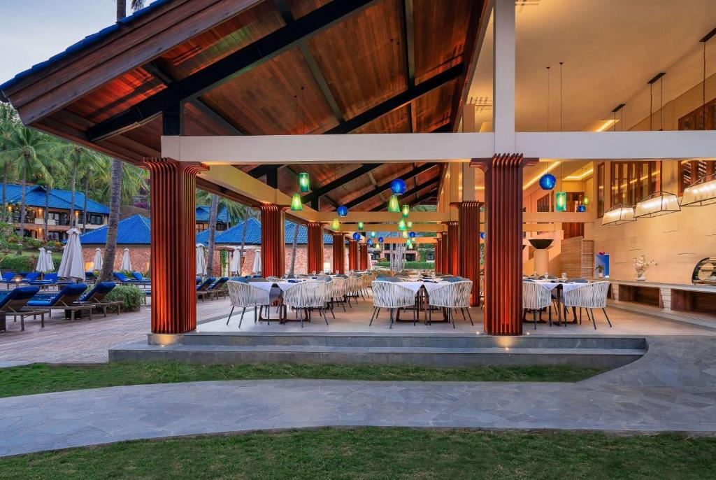 Restaurace v ubytování Sundancer Residences and Villas Lombok
