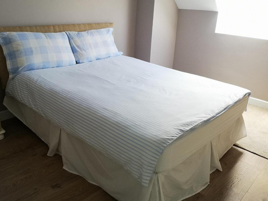 Voodi või voodid majutusasutuse Copper Coast Hideaway toas