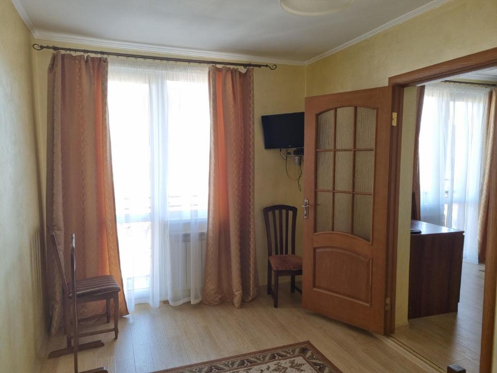 Вілла Ксенія - Suite With Balcony