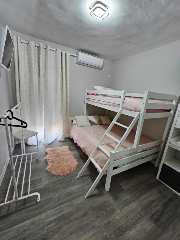 Postel nebo postele na pokoji v ubytování Casa Rural A la Vera de Monfrague