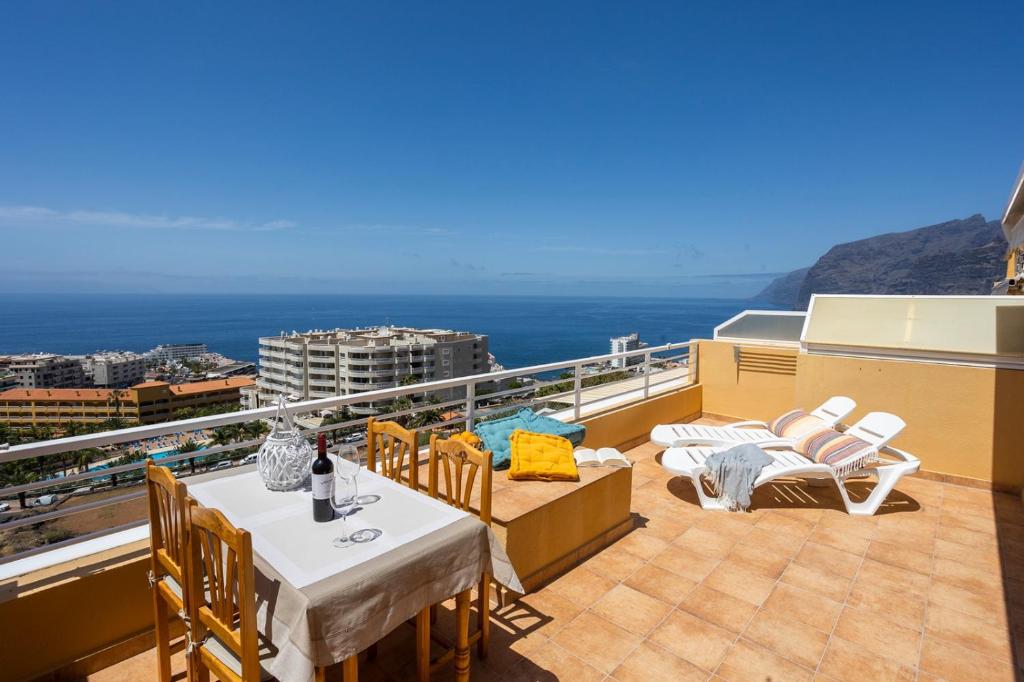 Fotografie z fotogalerie ubytování EVA Ocean & Cliff Luxury Los Gigantes v destinaci Puerto de Santiago
