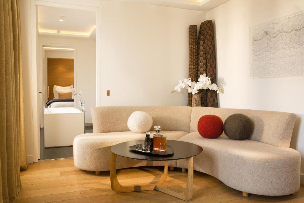 Hotel Marignan Champs-Elysées - Suite Terasse Eiffel