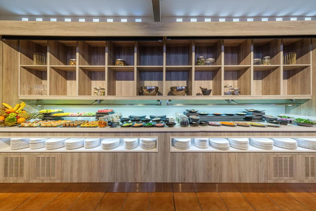 Oassium Hotel - Adults Only, La Pineda – Precios 2023 ...