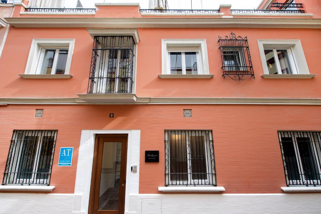 Suites Maestranza - Santas Patronas by Magno Apartments ...